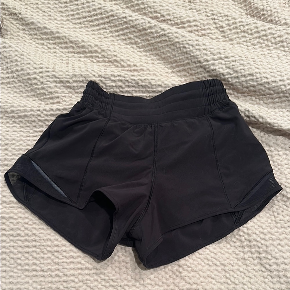 Lululemon Hotty Hot High-Rise Lined Short 2.5”